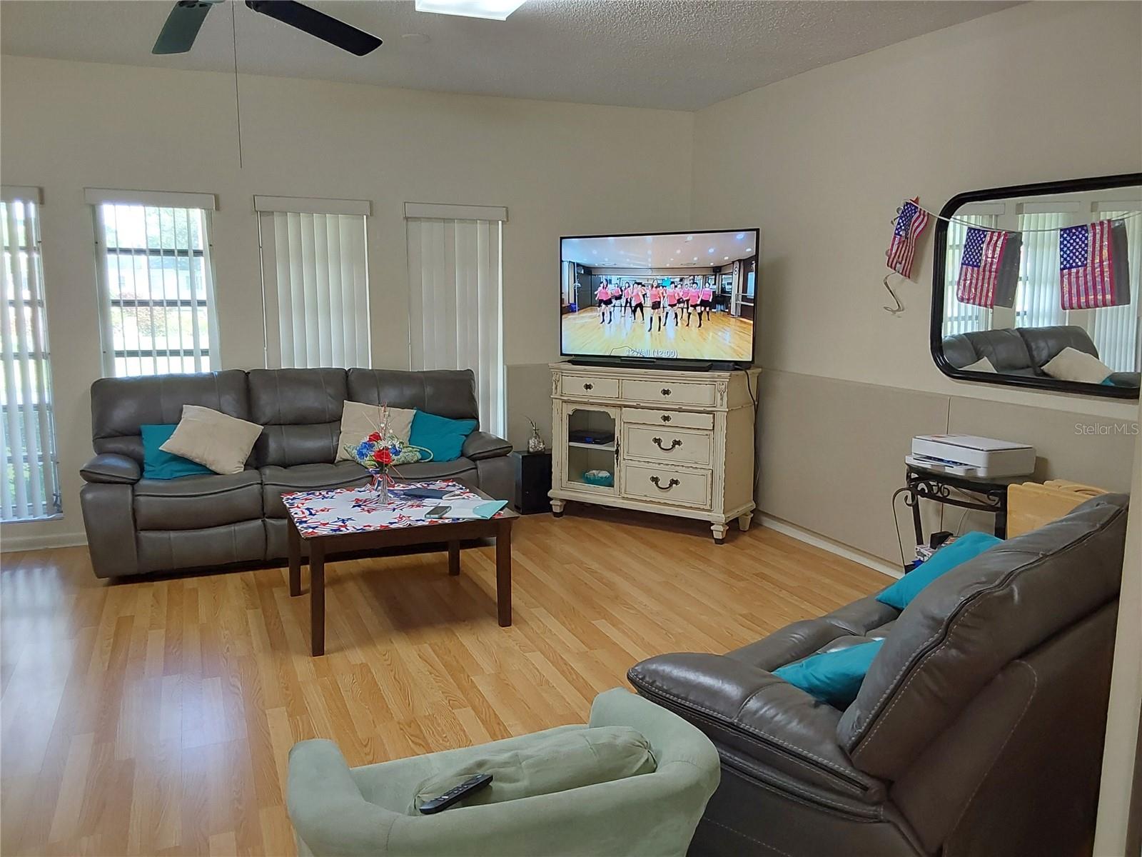 Image 41 of 57 For 3619 36th Avenue Drive W