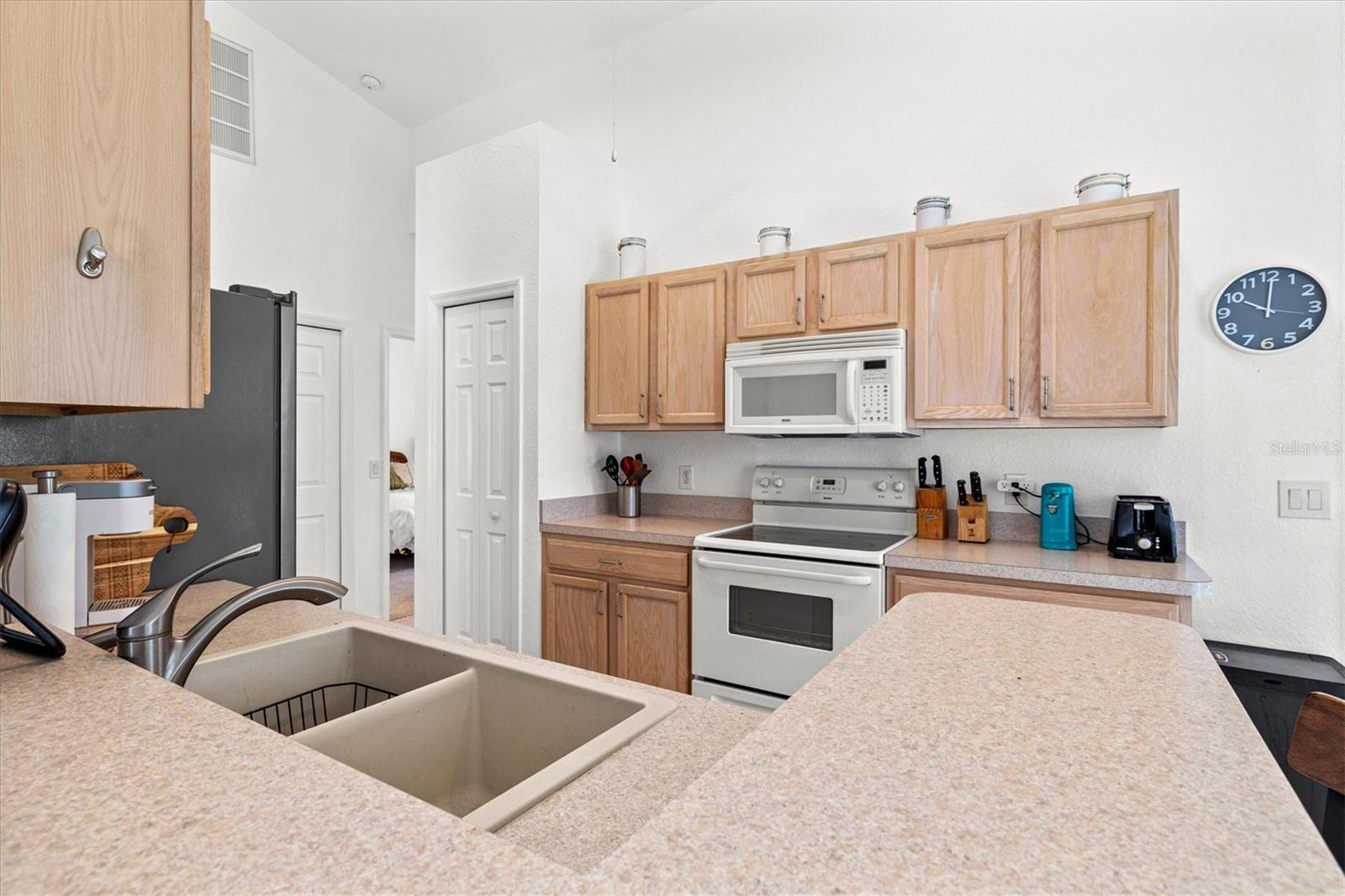 Image 12 of 53 For 1434 Hedgewood Circle