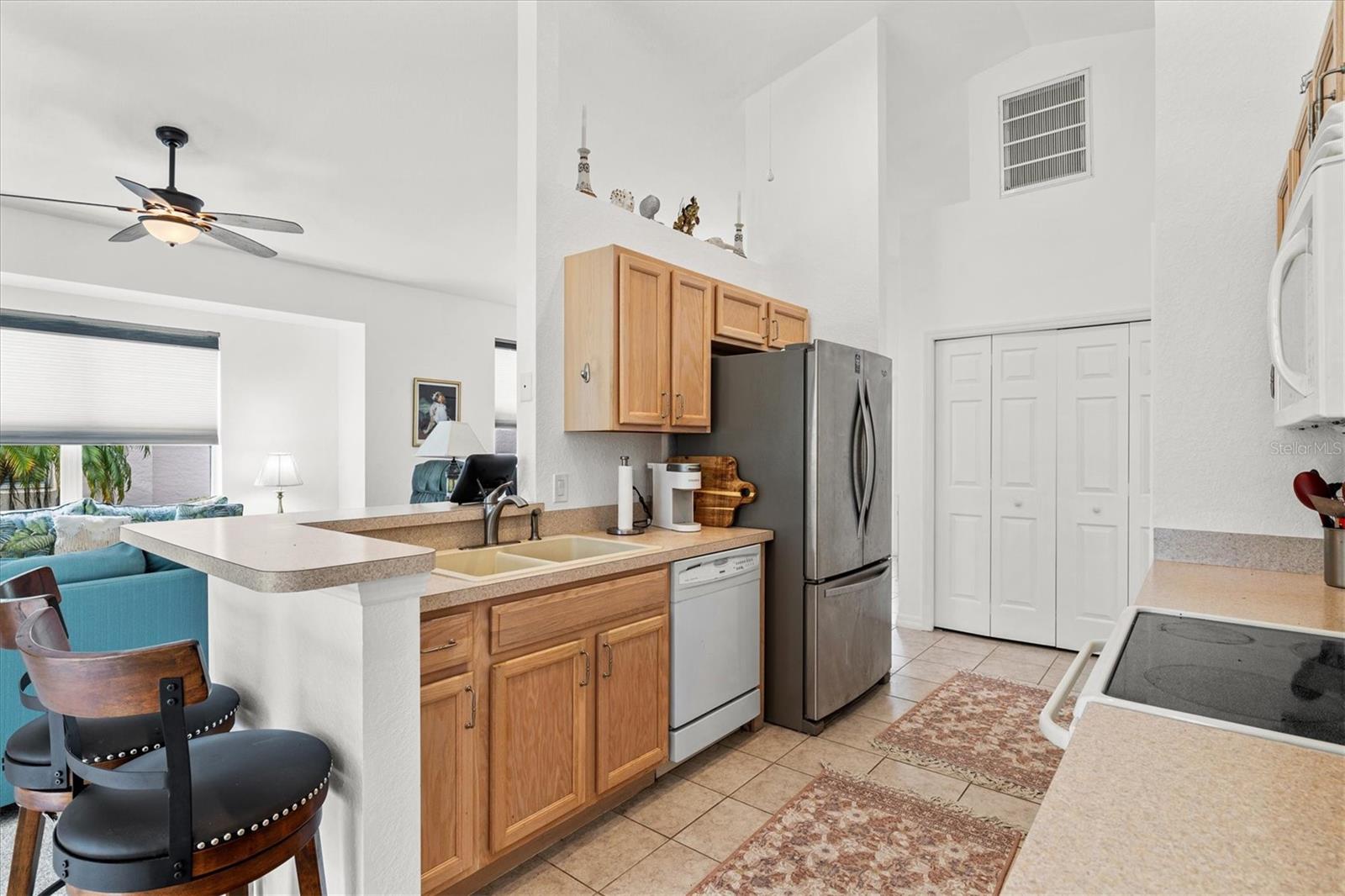 Image 14 of 53 For 1434 Hedgewood Circle