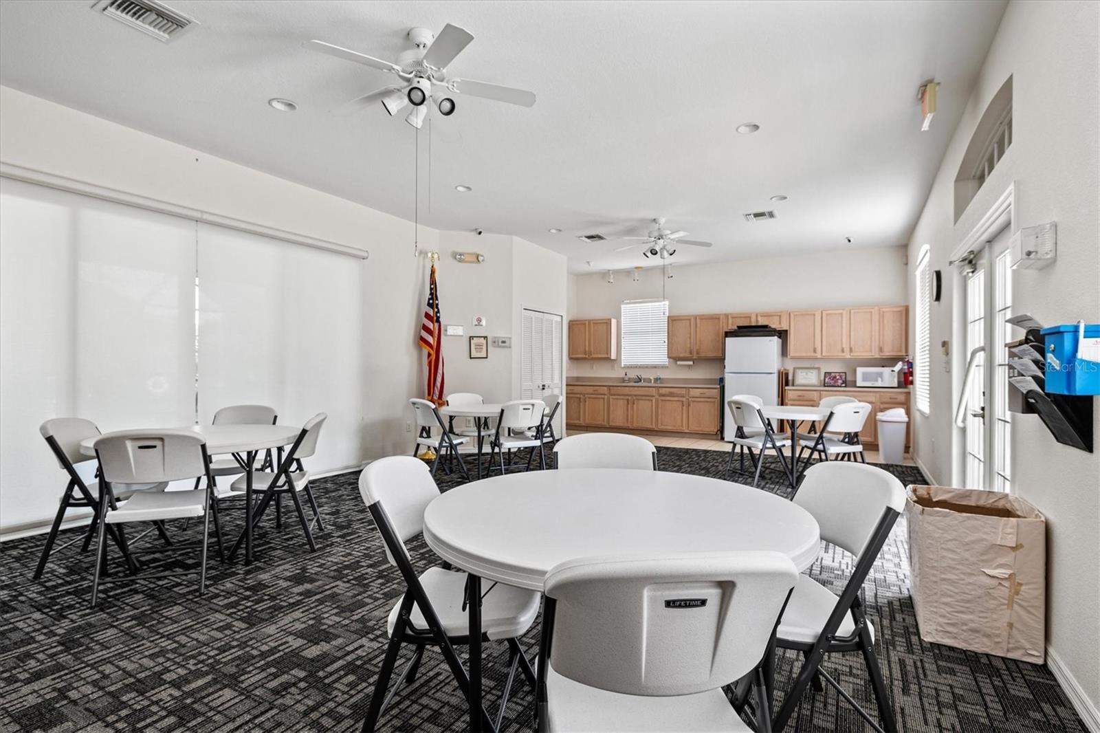 Image 33 of 53 For 1434 Hedgewood Circle