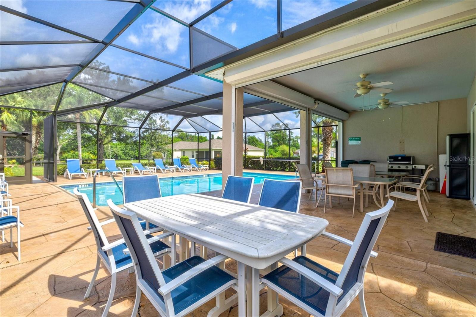 Image 35 of 53 For 1434 Hedgewood Circle