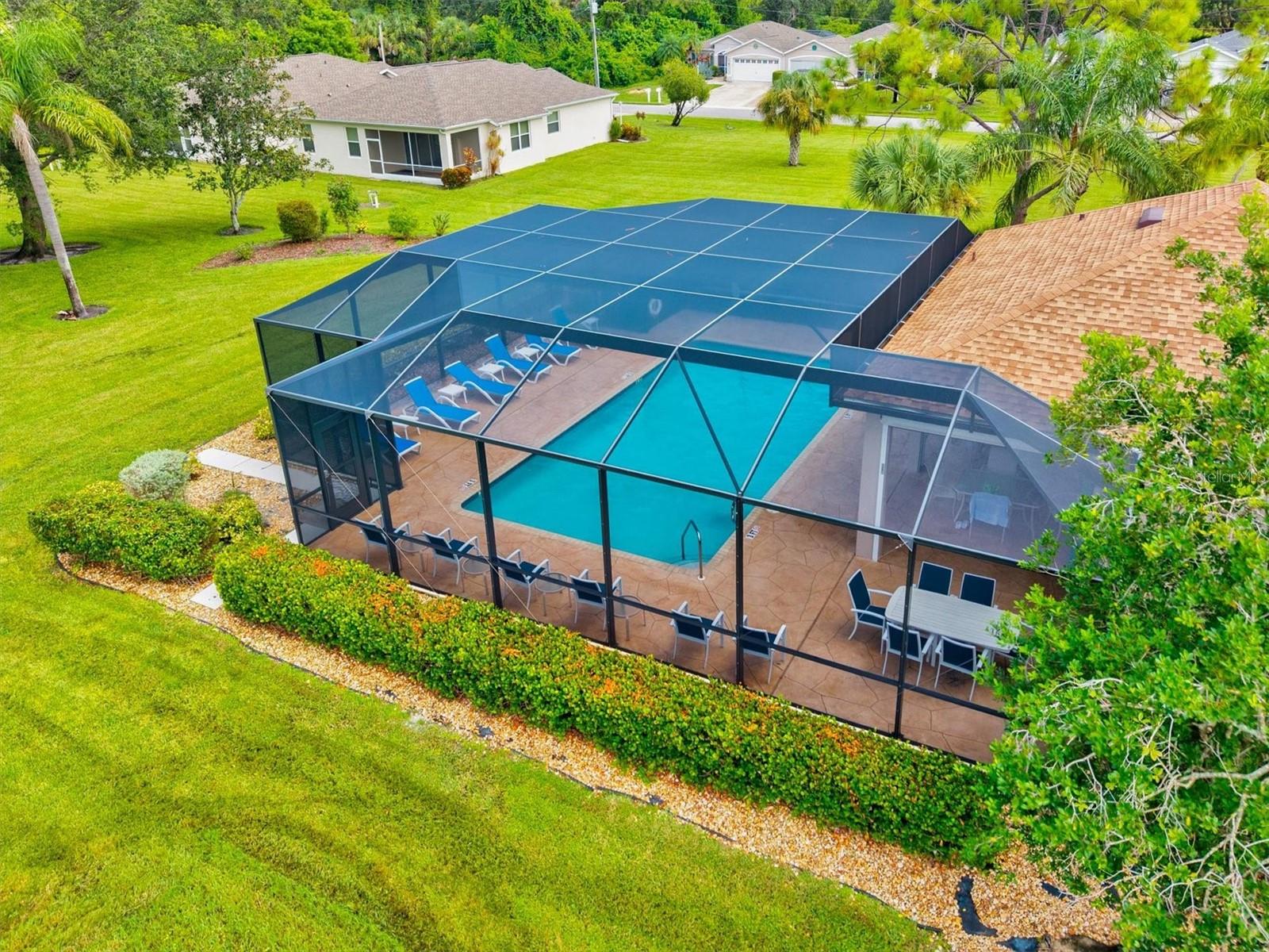 Image 37 of 53 For 1434 Hedgewood Circle