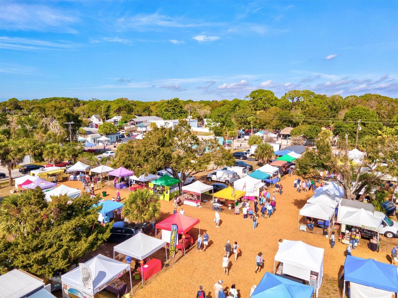 Image 39 of 53 For 1434 Hedgewood Circle