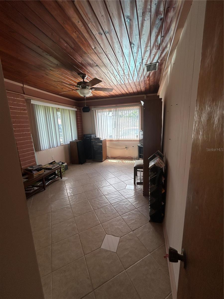 Image 12 of 22 For 2647 Sydelle Street