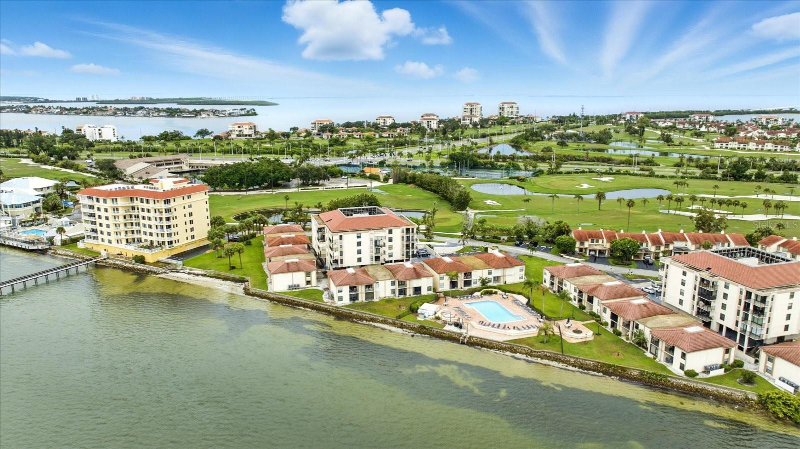 Image 29 of 32 For 6051 Sun Boulevard 403