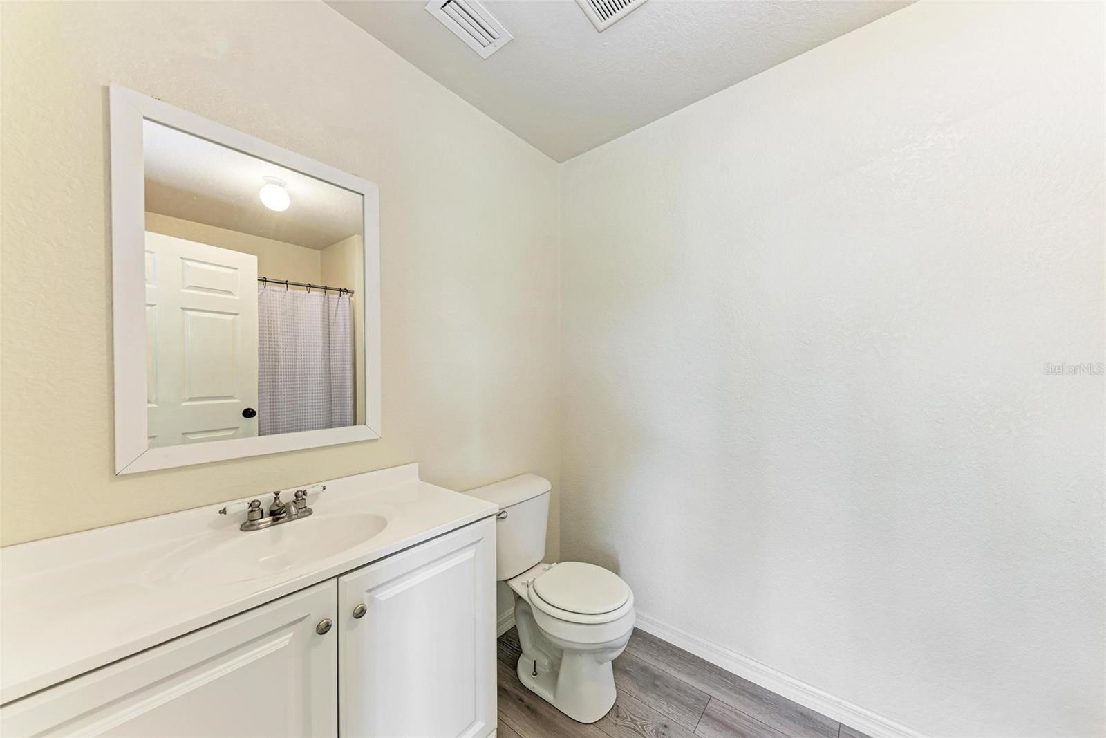 Image 20 of 39 For 1243 Autumn Street