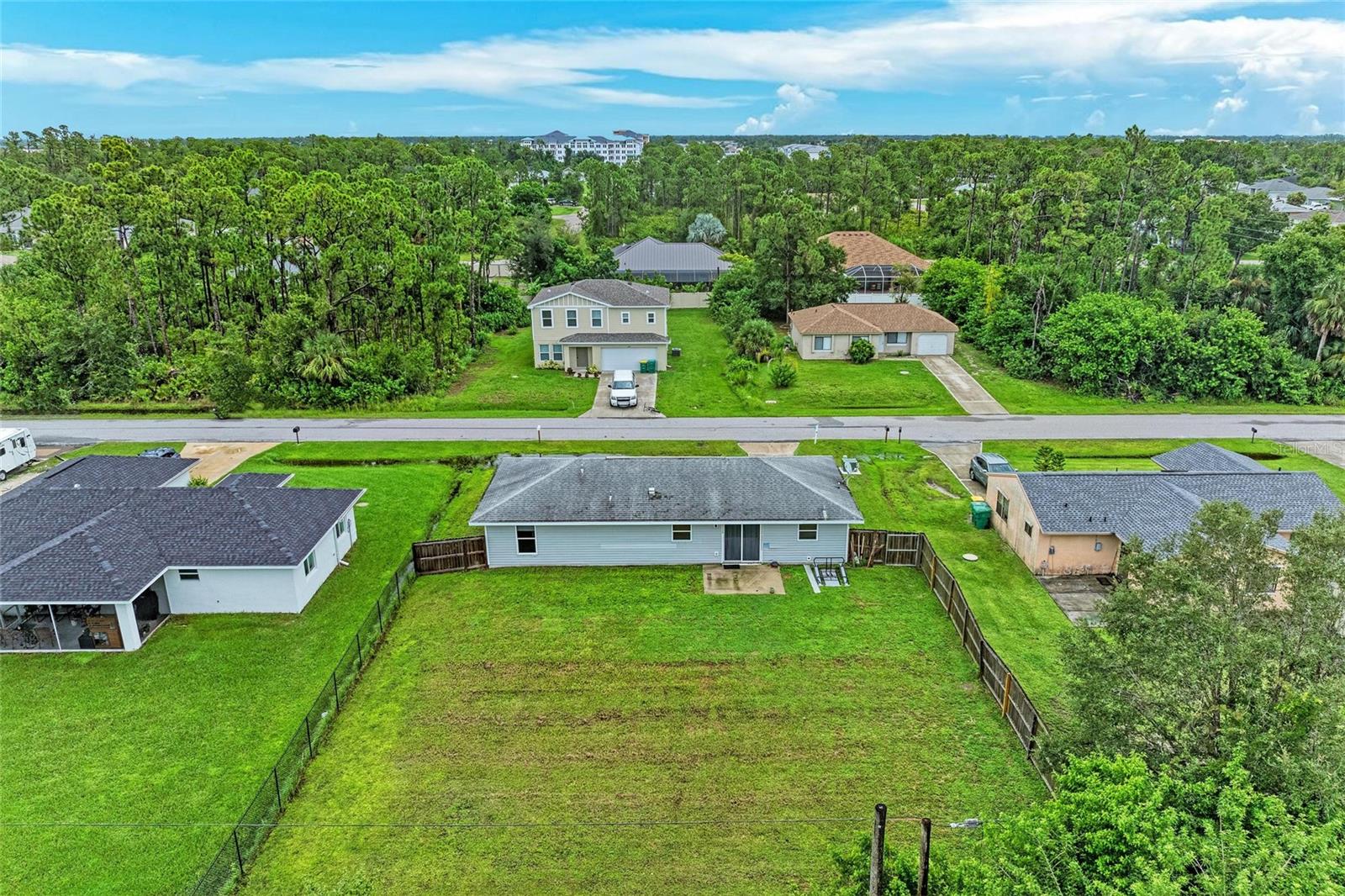 Image 33 of 39 For 1243 Autumn Street