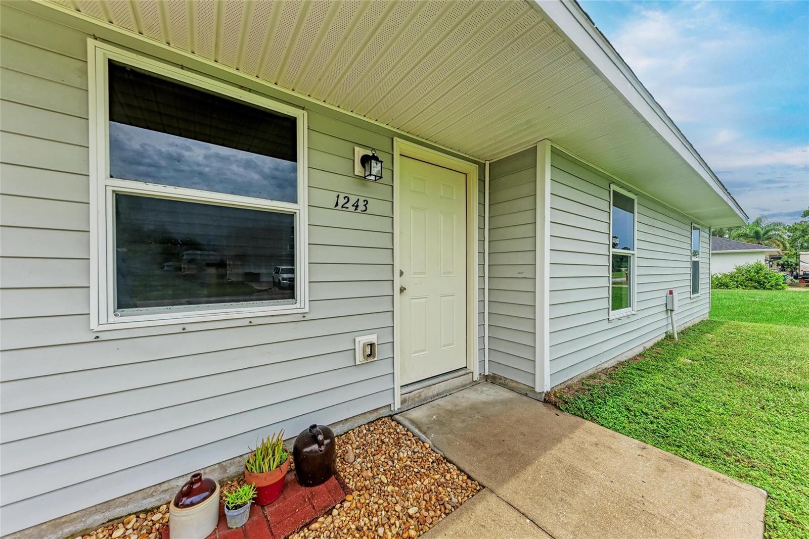 Image 4 of 39 For 1243 Autumn Street