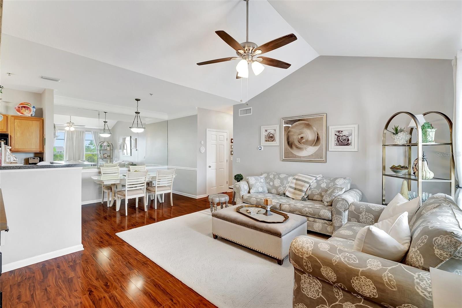 Image 6 of 40 For 4802 51st Street W 412