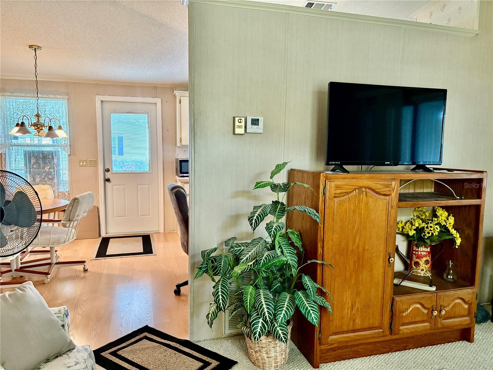 Image 6 of 28 For 5707 45th Street E 81