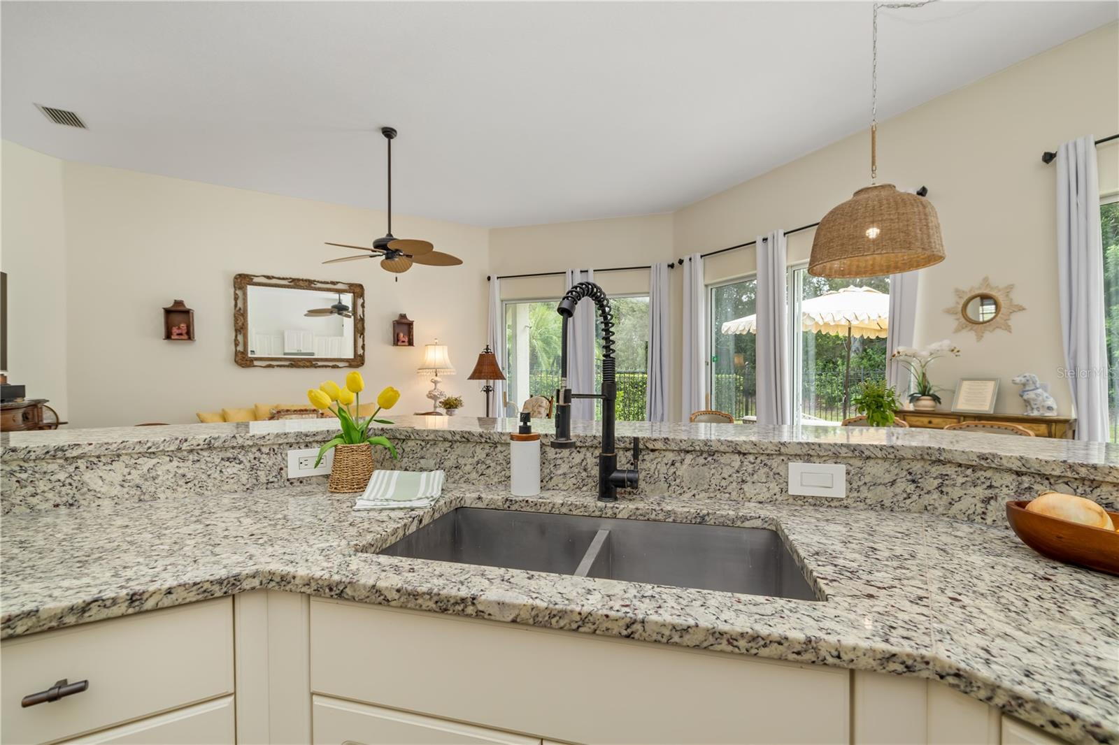 Image 21 of 52 For 8307 Planters Knoll Terrace