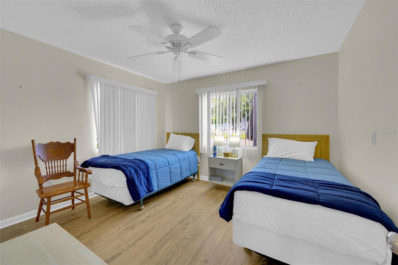 Image 16 of 32 For 22375 Edgewater Drive 114
