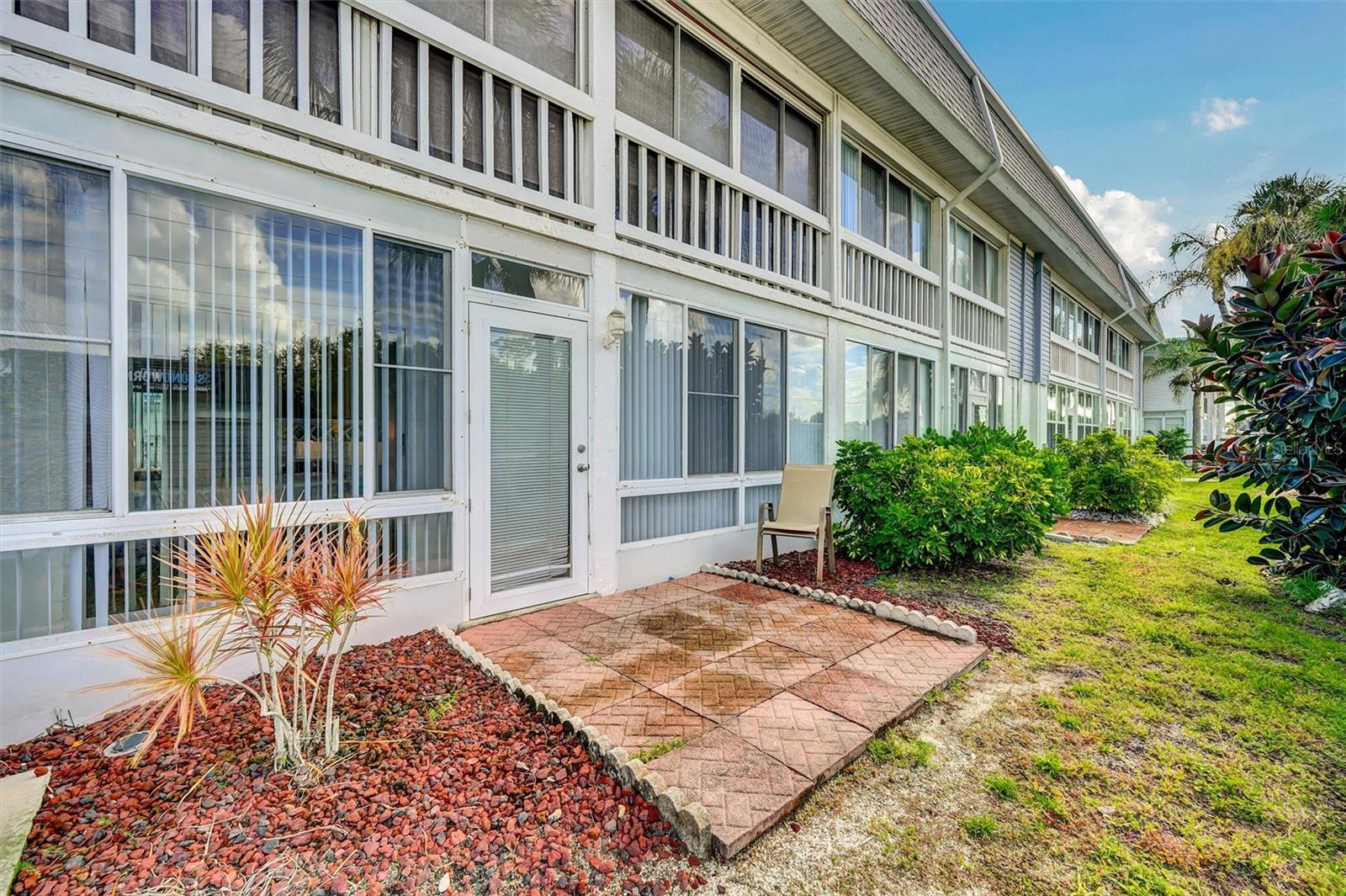 Image 24 of 32 For 22375 Edgewater Drive 114