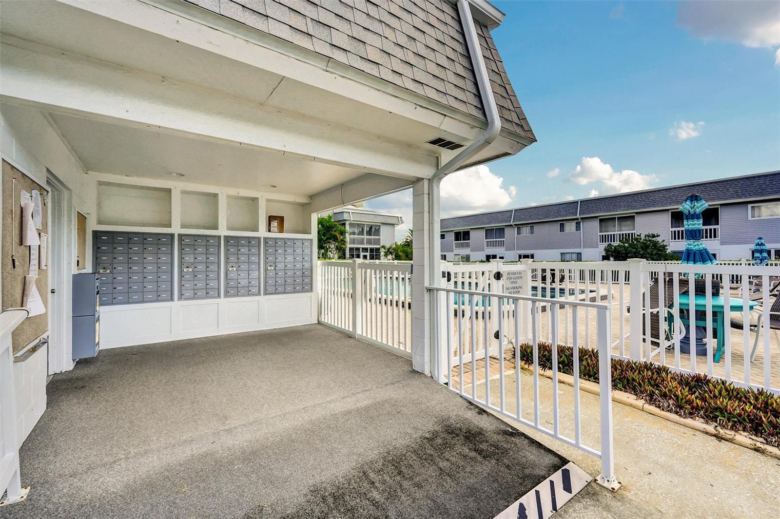 Image 26 of 32 For 22375 Edgewater Drive 114