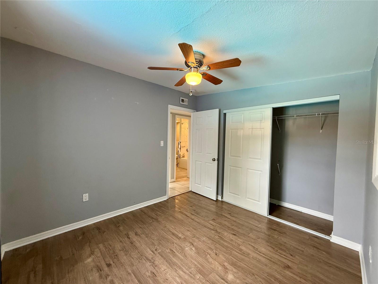 Image 22 of 39 For 4873 Bell Meade Drive