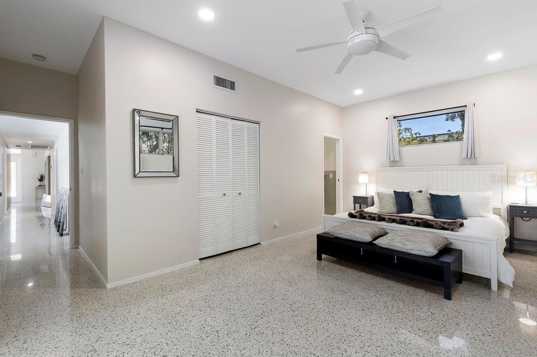 Image 22 of 40 For 1165 Morningside Place