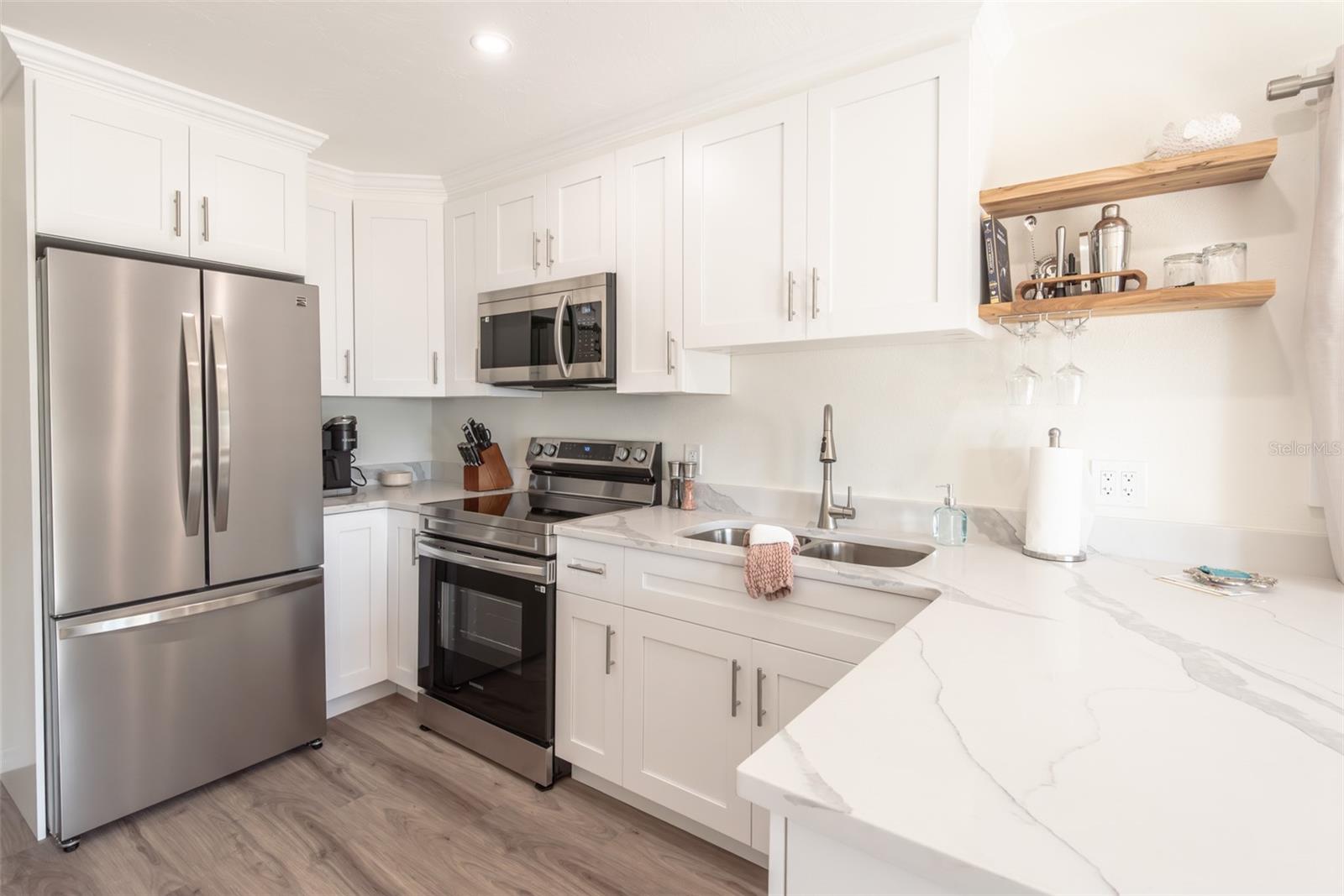 Image 18 of 29 For 8520 Manasota Key Road