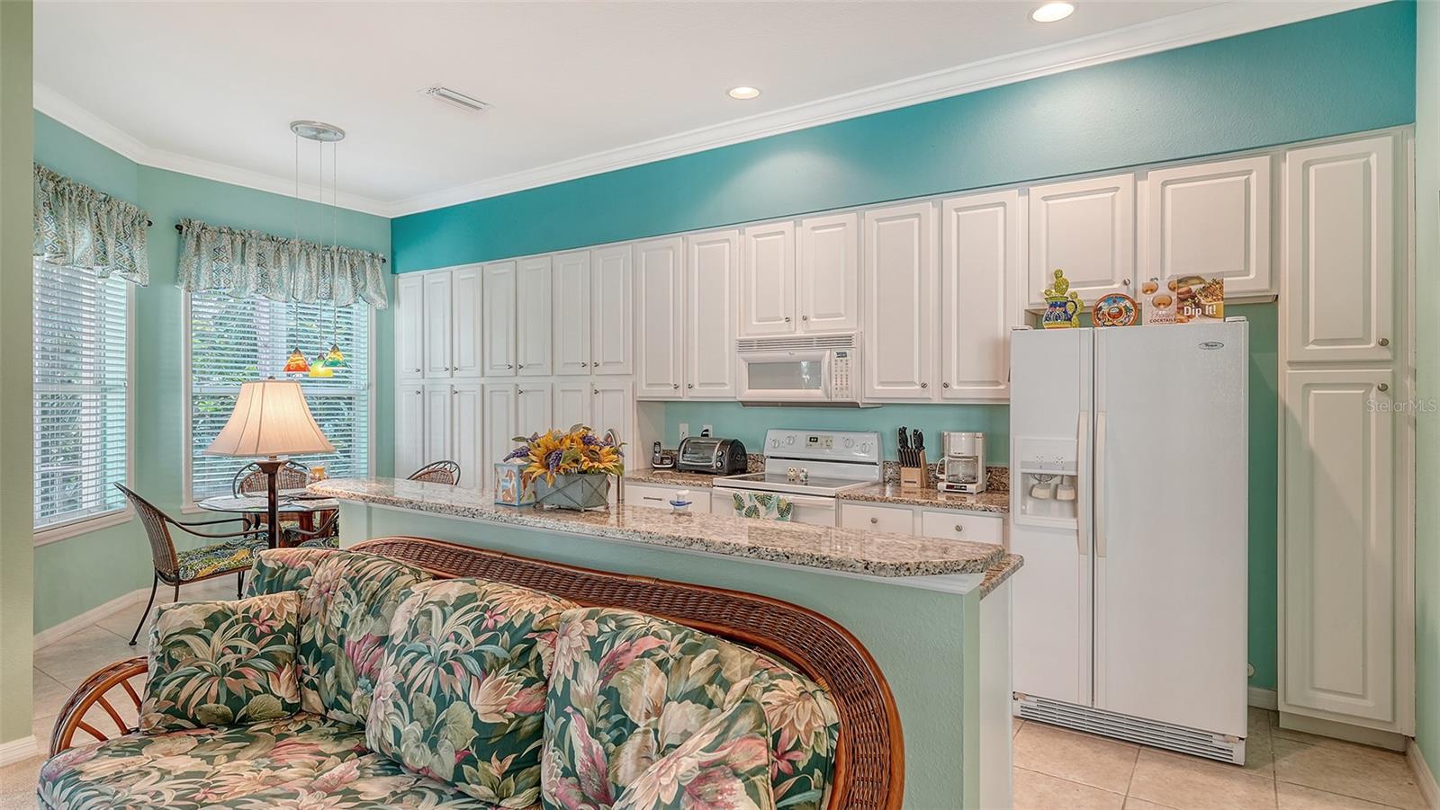 Image 15 of 49 For 804 Ravinia Circle 804