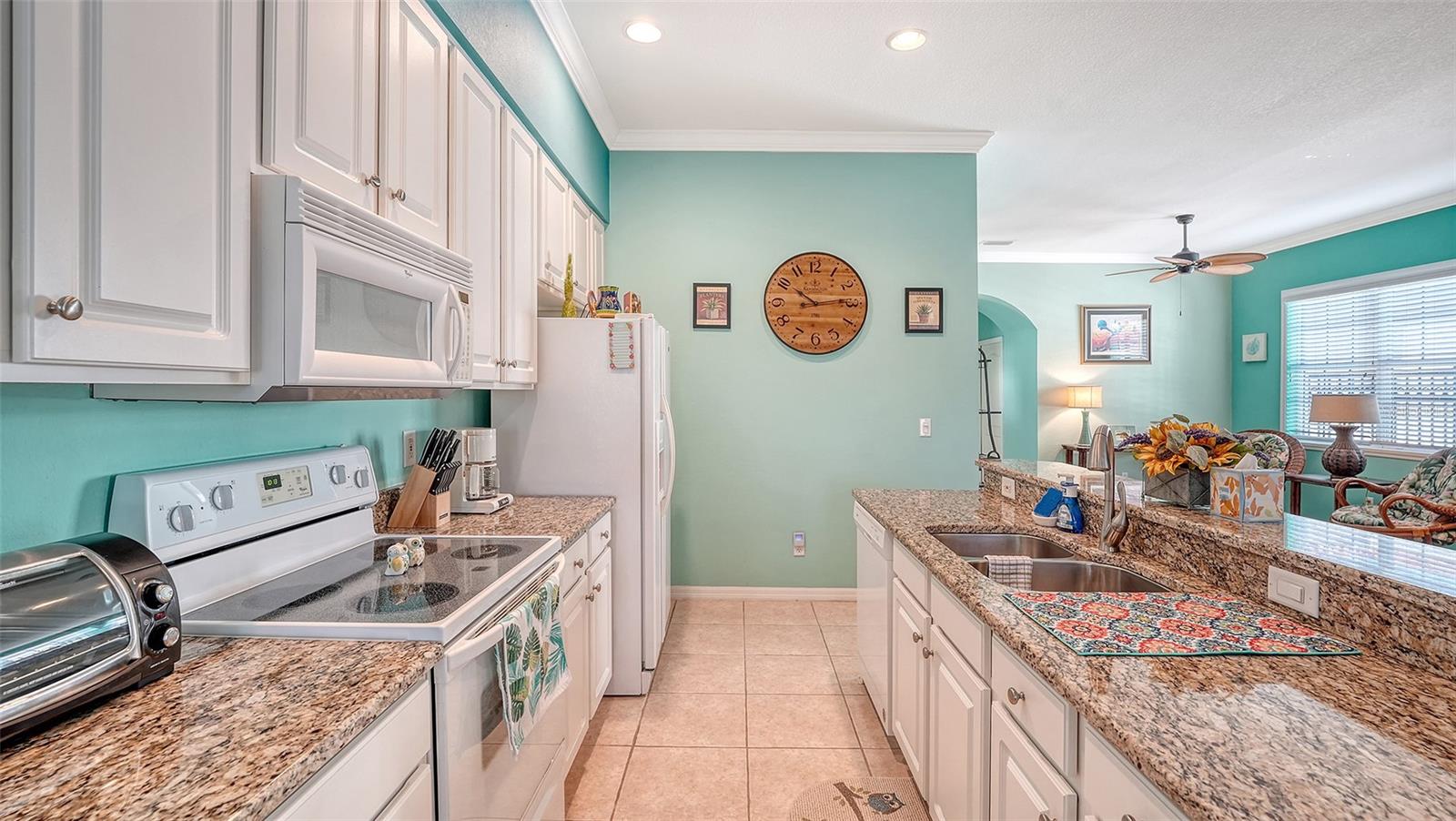 Image 19 of 49 For 804 Ravinia Circle 804