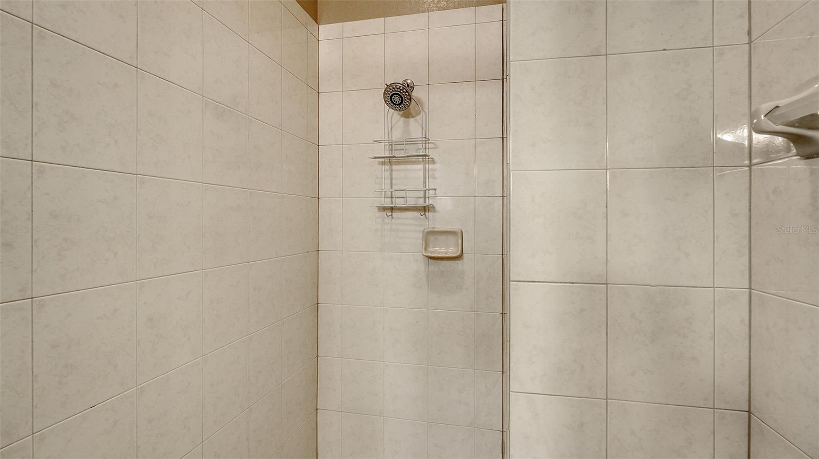 Image 29 of 49 For 804 Ravinia Circle 804