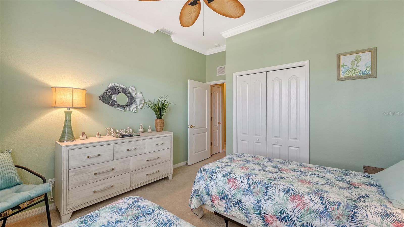 Image 32 of 49 For 804 Ravinia Circle 804