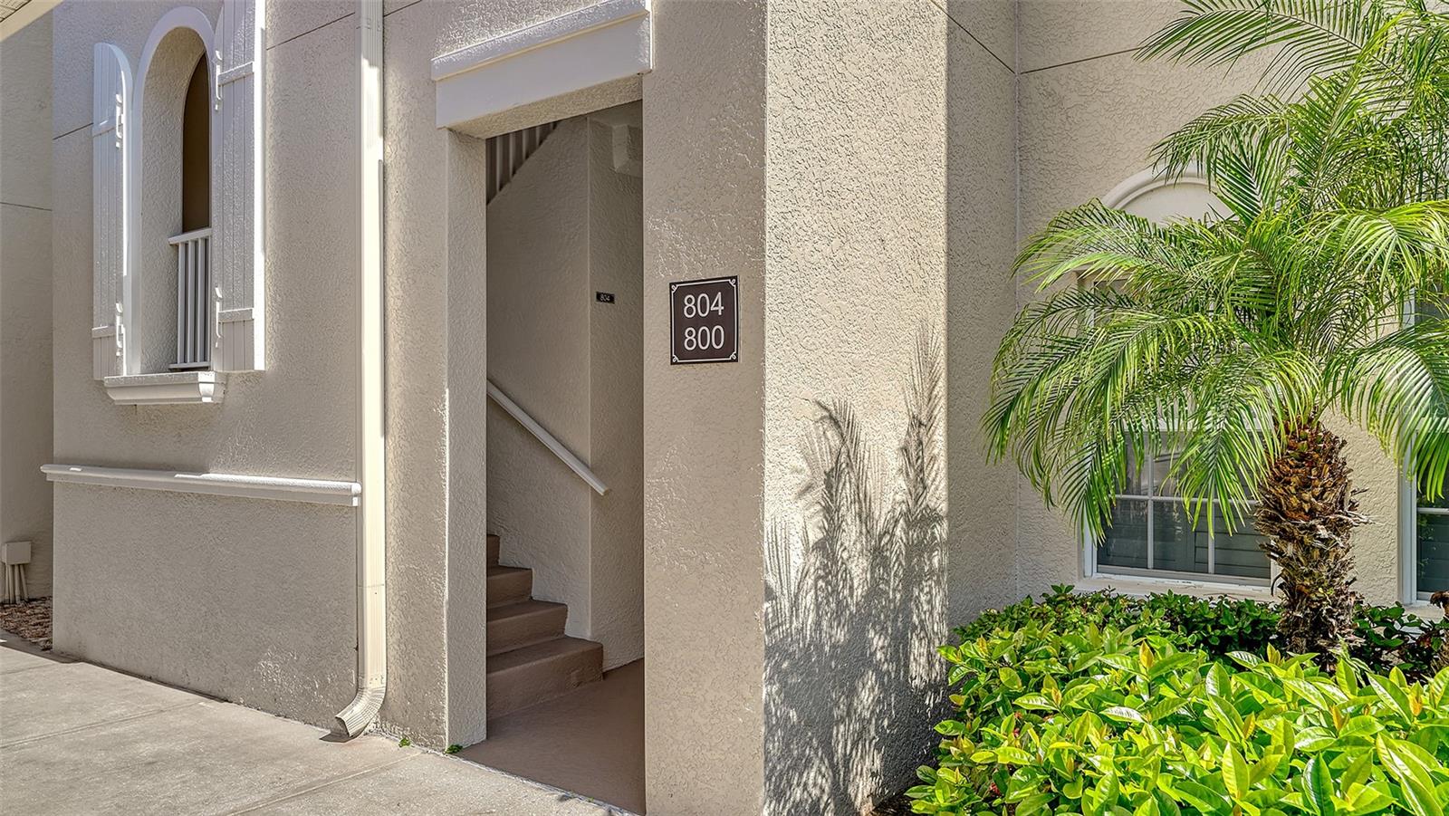 Image 4 of 49 For 804 Ravinia Circle 804