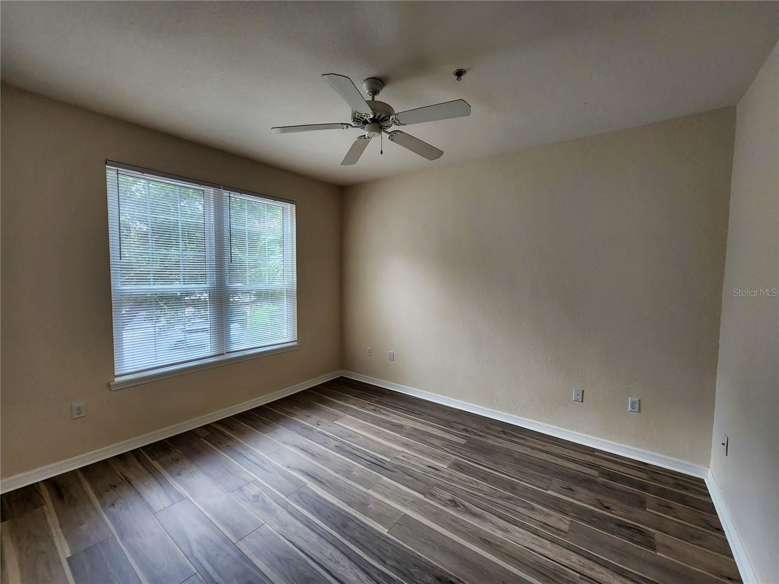 Image 29 of 33 For 4138 Central Sarasota Parkway 1521