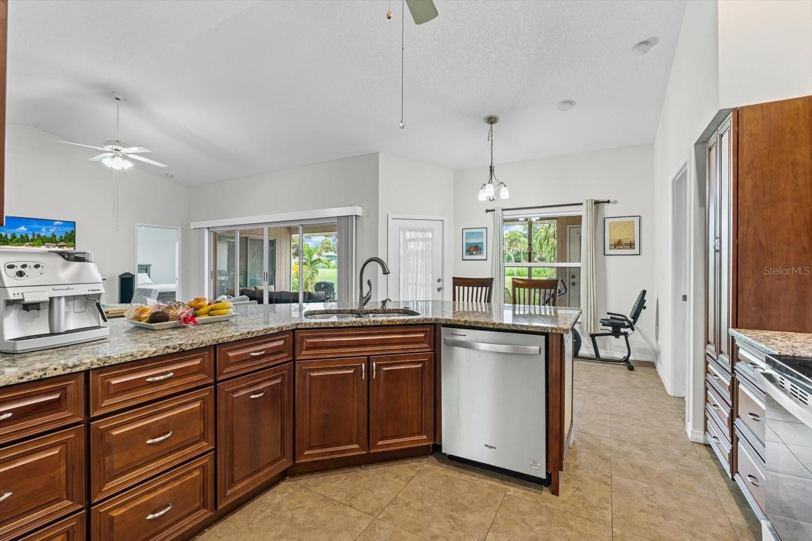 Image 12 of 44 For 3339 Sheffield Circle
