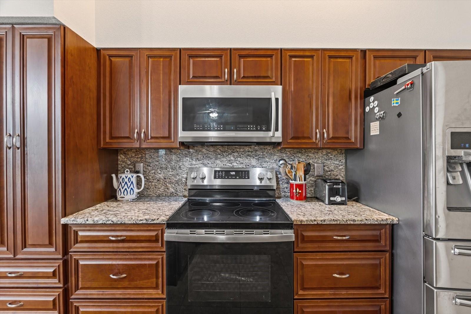 Image 13 of 44 For 3339 Sheffield Circle