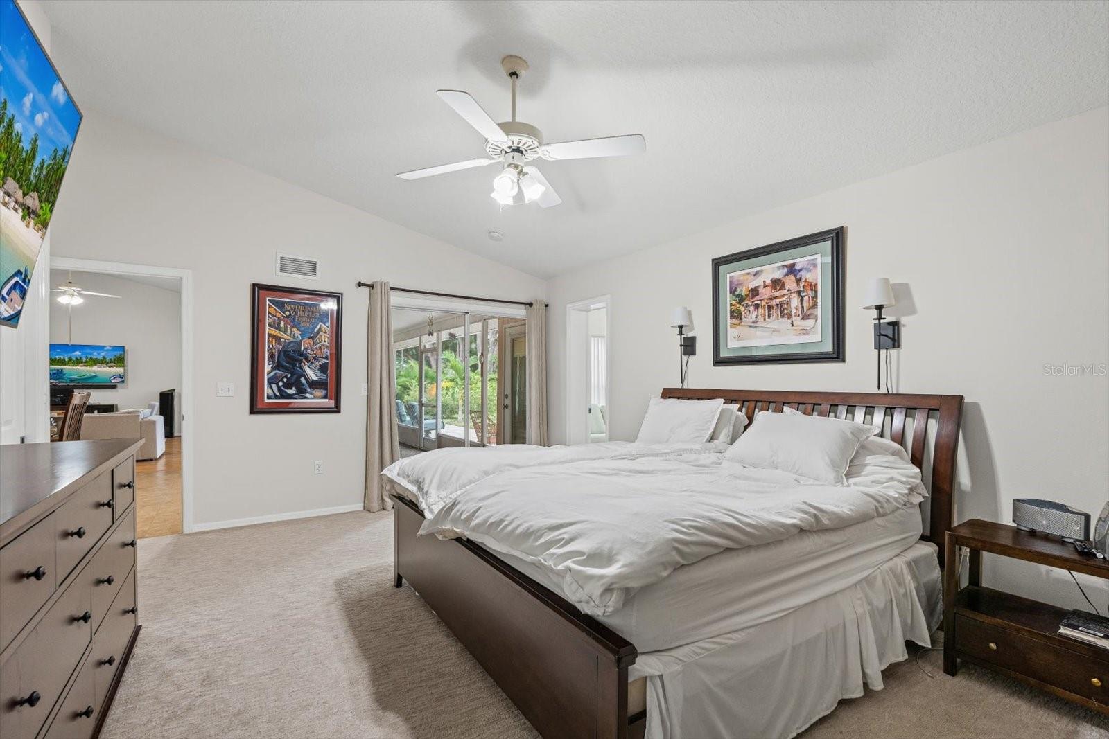 Image 19 of 44 For 3339 Sheffield Circle