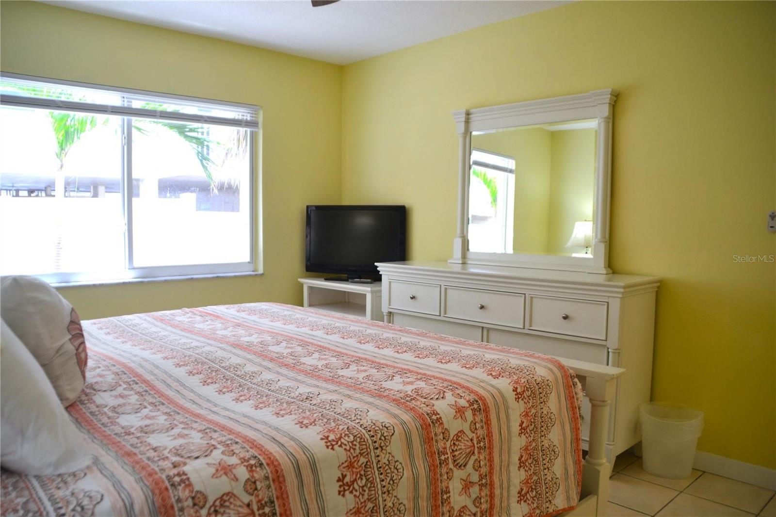 Image 10 of 30 For 1275 Tarpon Center Drive 107
