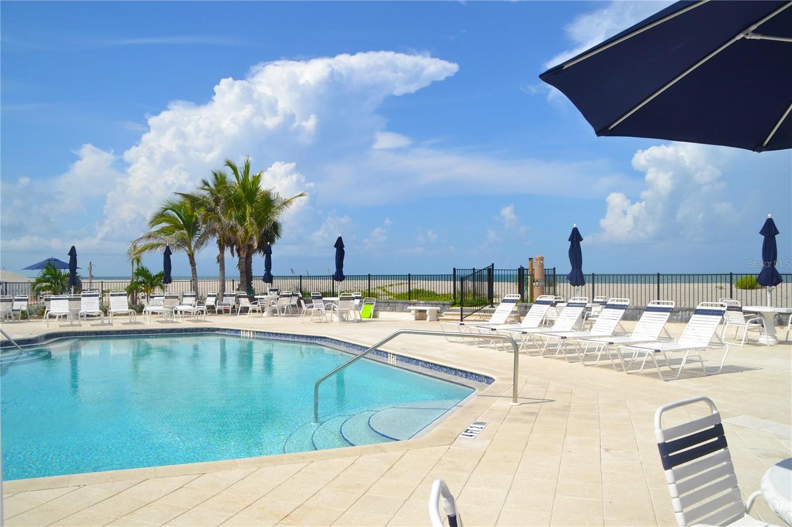 Image 27 of 30 For 1275 Tarpon Center Drive 107