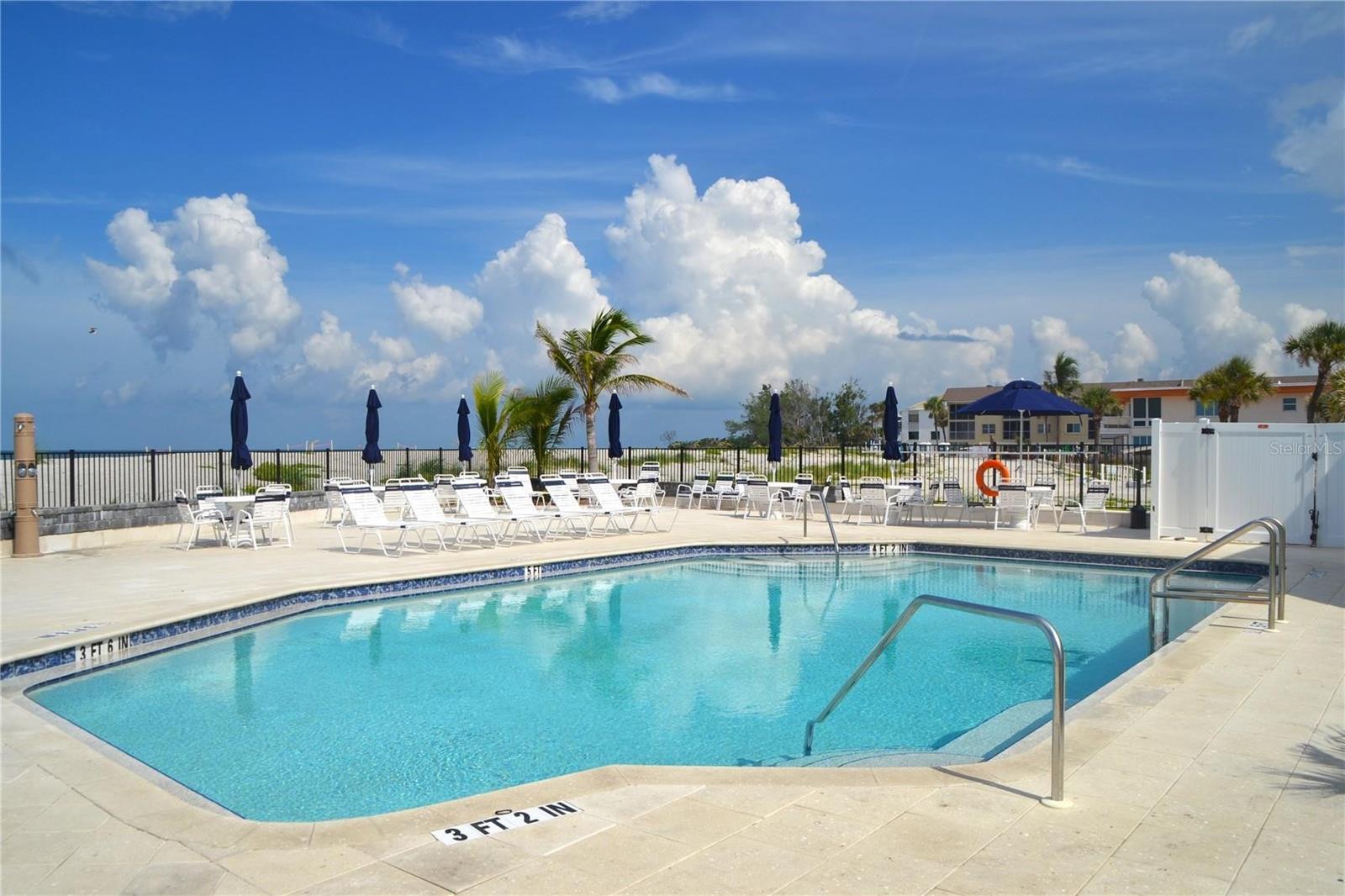 Image 28 of 30 For 1275 Tarpon Center Drive 107