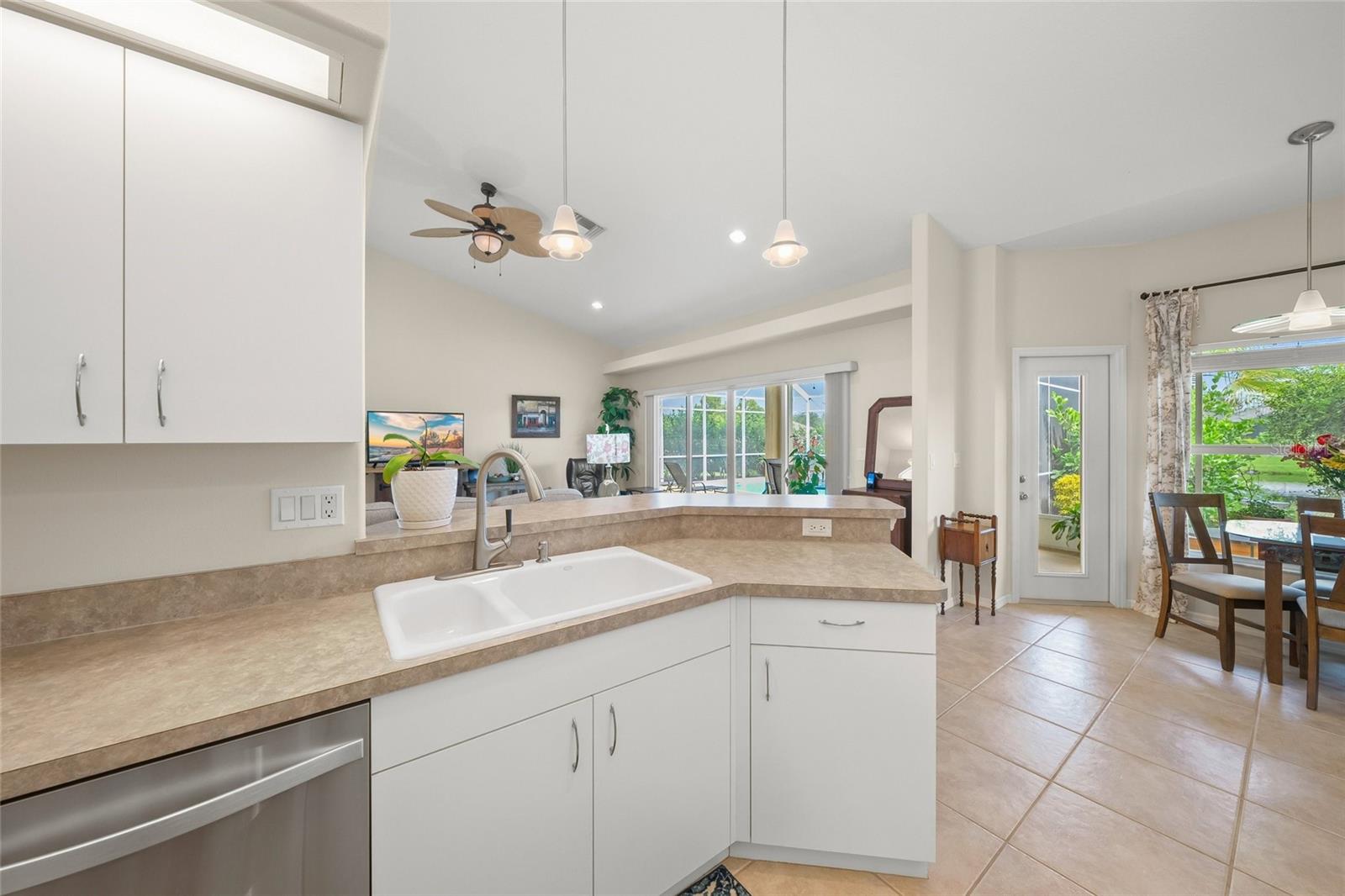 Image 16 of 42 For 4542 35th Avenue Circle E
