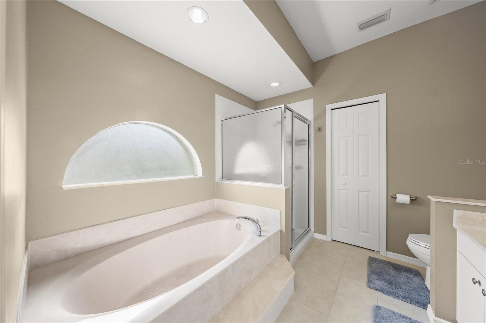 Image 19 of 42 For 4542 35th Avenue Circle E