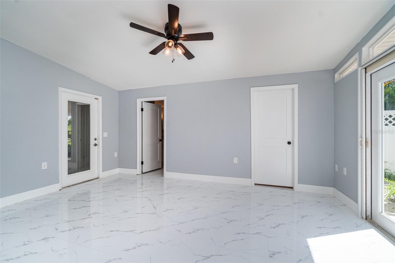 Image 19 of 38 For 4497 Northshore Drive