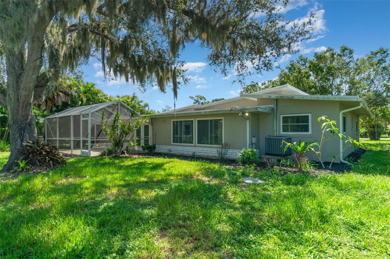 Image 30 of 38 For 4497 Northshore Drive
