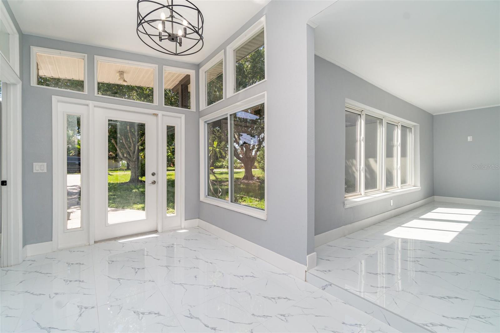 Image 4 of 38 For 4497 Northshore Drive