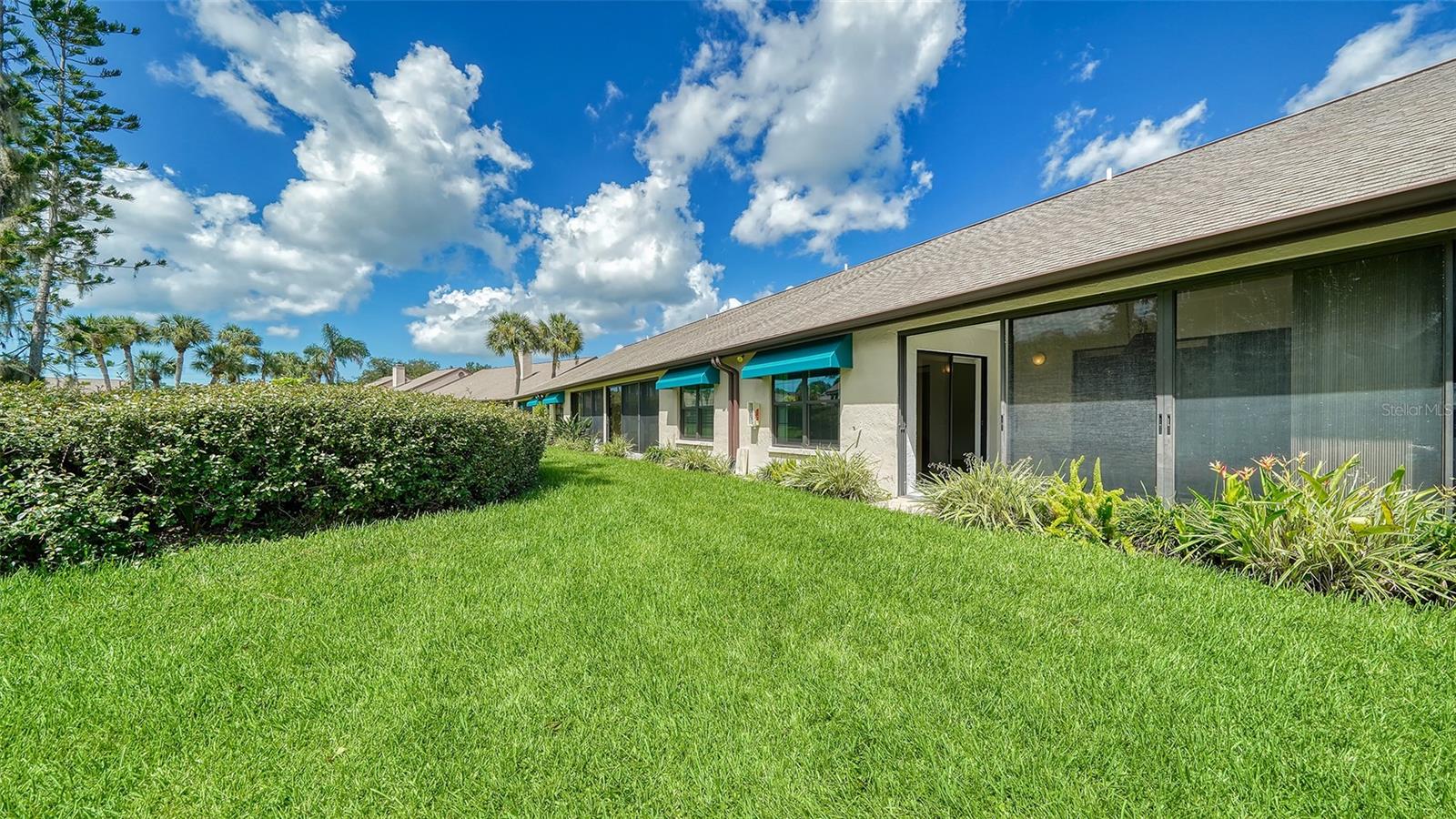 Image 11 of 59 For 5956 Clubside Drive 7651