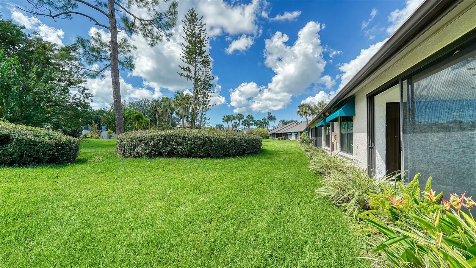 Image 12 of 59 For 5956 Clubside Drive 7651