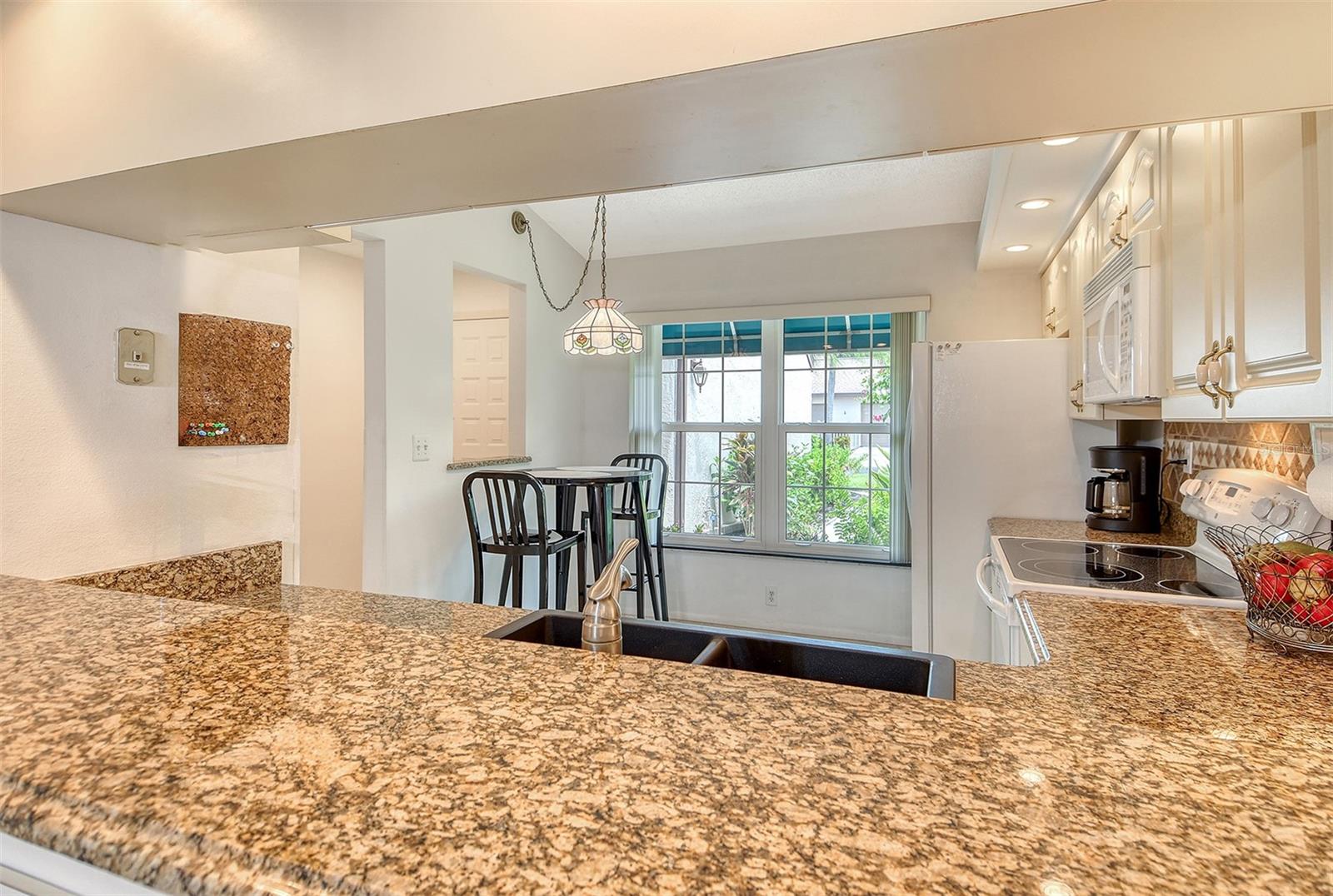 Image 20 of 59 For 5956 Clubside Drive 7651