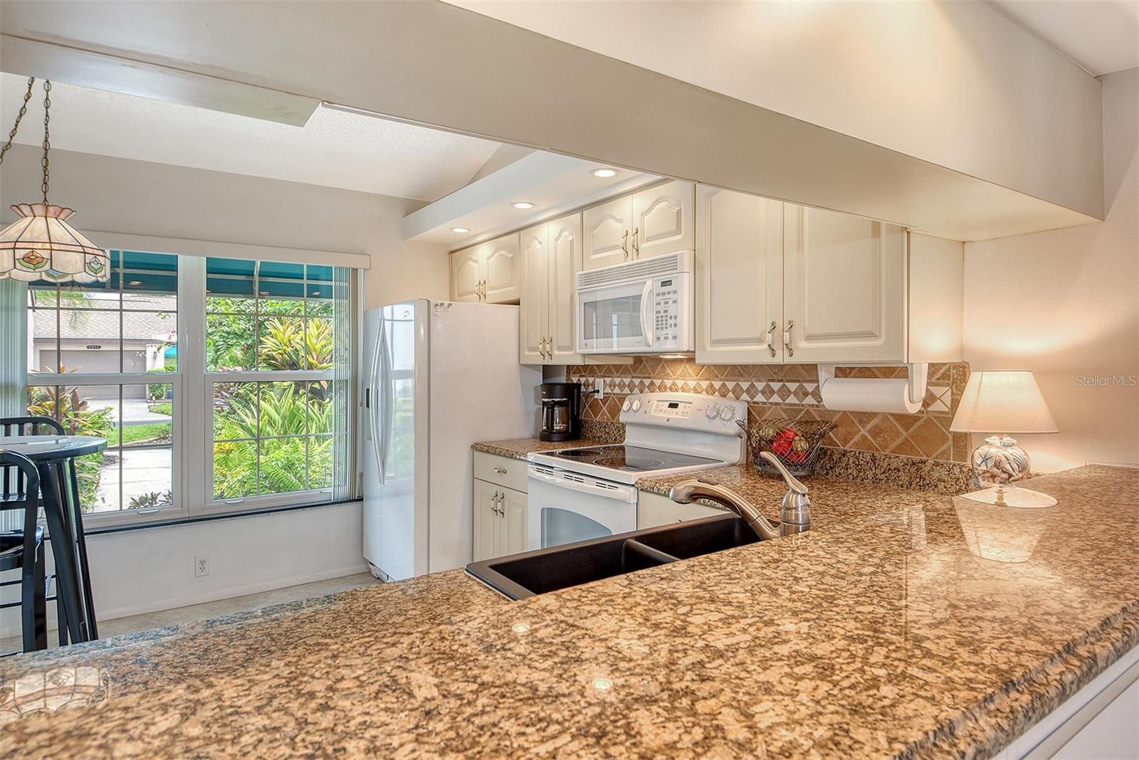 Image 21 of 59 For 5956 Clubside Drive 7651