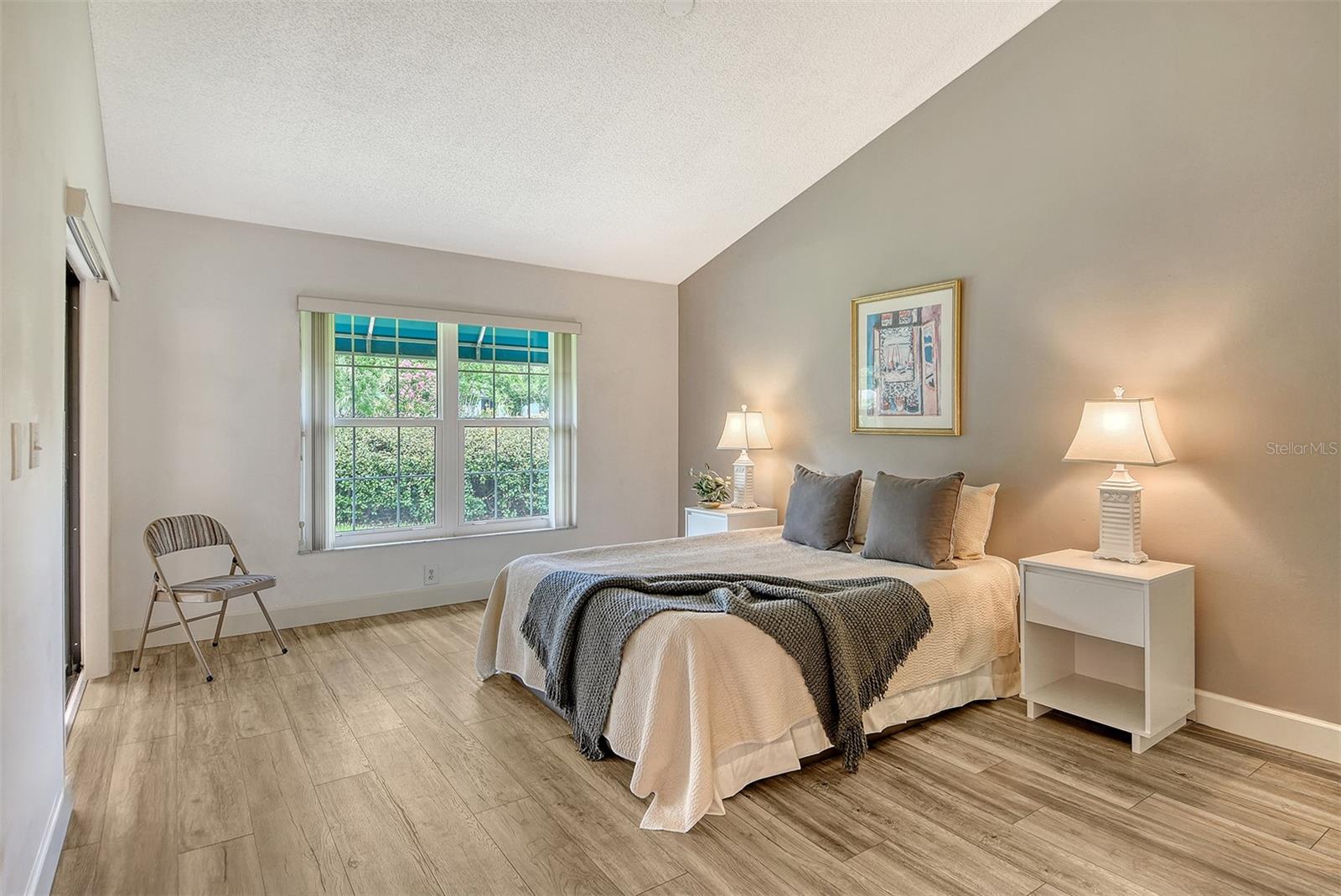 Image 26 of 59 For 5956 Clubside Drive 7651
