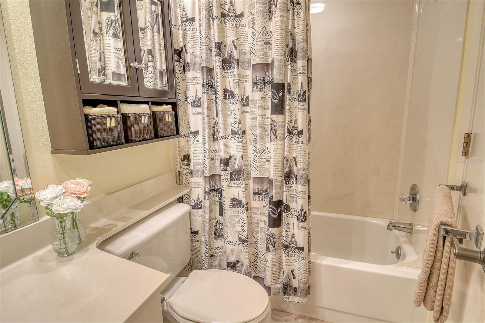 Image 35 of 59 For 5956 Clubside Drive 7651