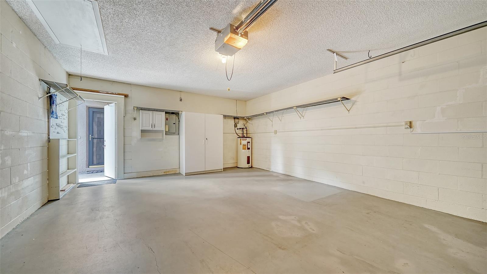 Image 38 of 59 For 5956 Clubside Drive 7651