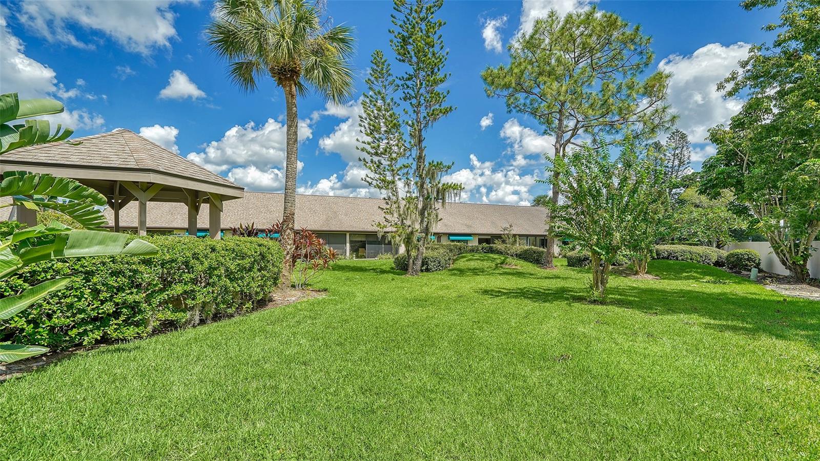 Image 39 of 59 For 5956 Clubside Drive 7651