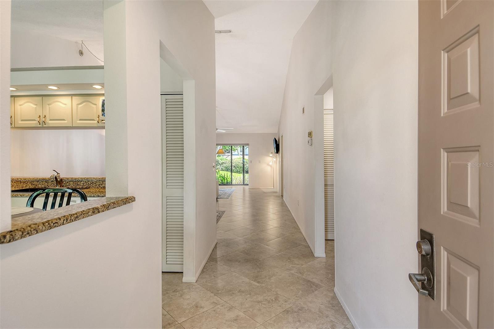 Image 5 of 59 For 5956 Clubside Drive 7651