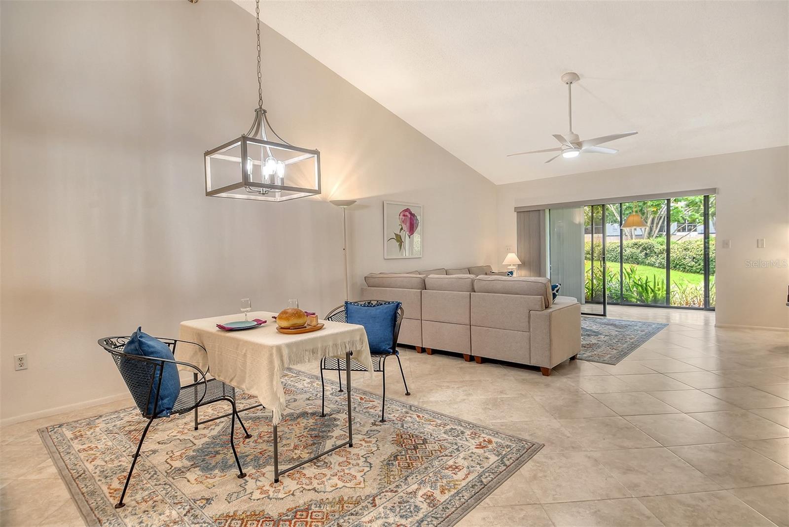 Image 6 of 59 For 5956 Clubside Drive 7651