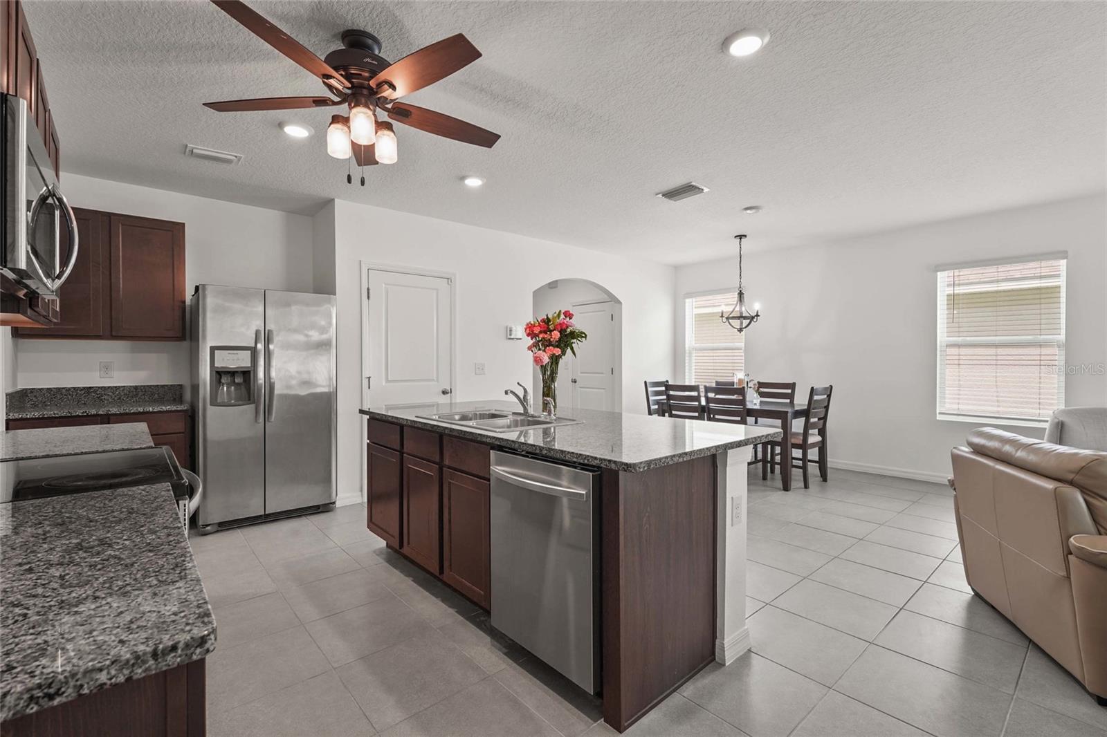 Image 16 of 47 For 5835 Calla Lilly Drive