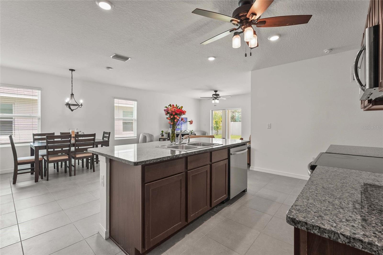 Image 17 of 47 For 5835 Calla Lilly Drive
